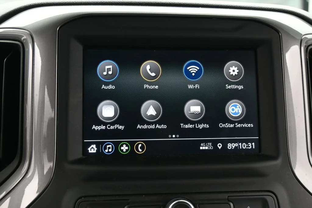 Used 2022 Summit White Chevrolet Custom image 22