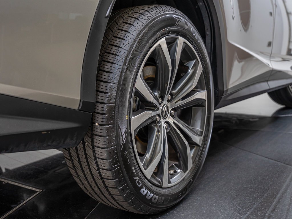 Used 2020 Atomic Silver Lexus 350 image 50