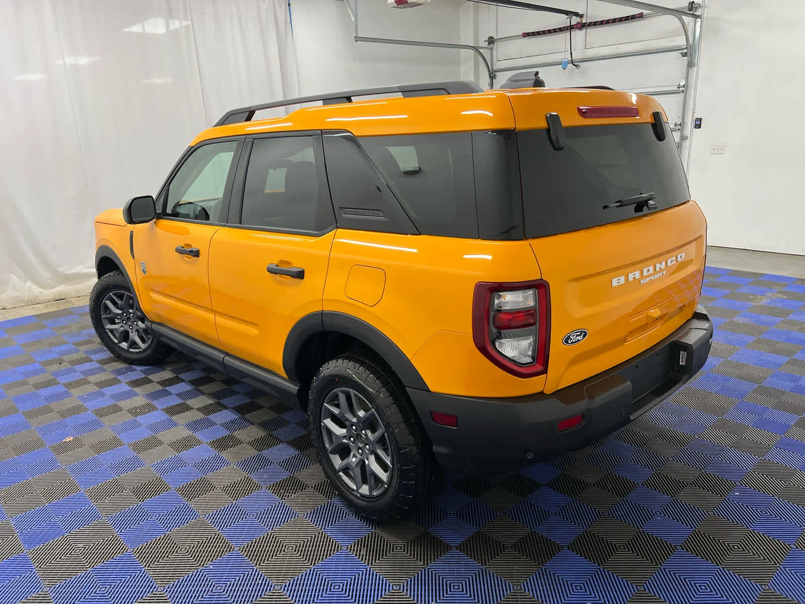 New 2026 Orange Fury Metallic Tri-Coat Ford Big Bend image 4