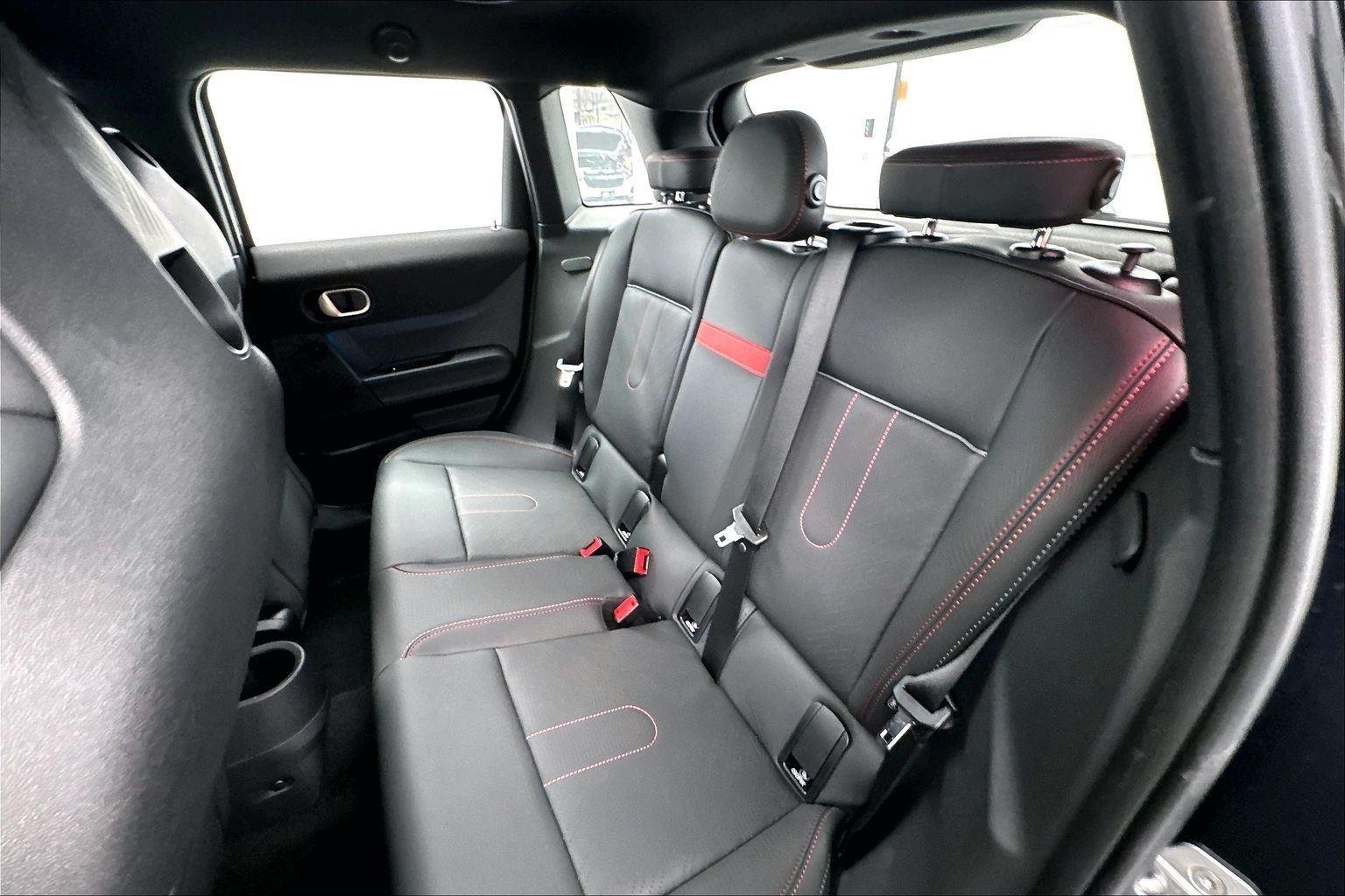 New 2026 Black Roof and Mirror Caps MINI Cooper S image 16