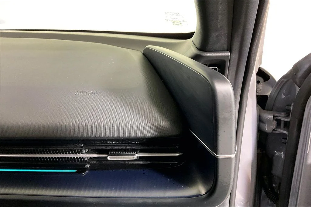 Used 2024 Blue Hyundai SEL image 16