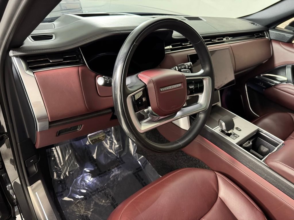 Used 2024 Carpathian Gray Premium Metallic Land Rover Autobiography image 19