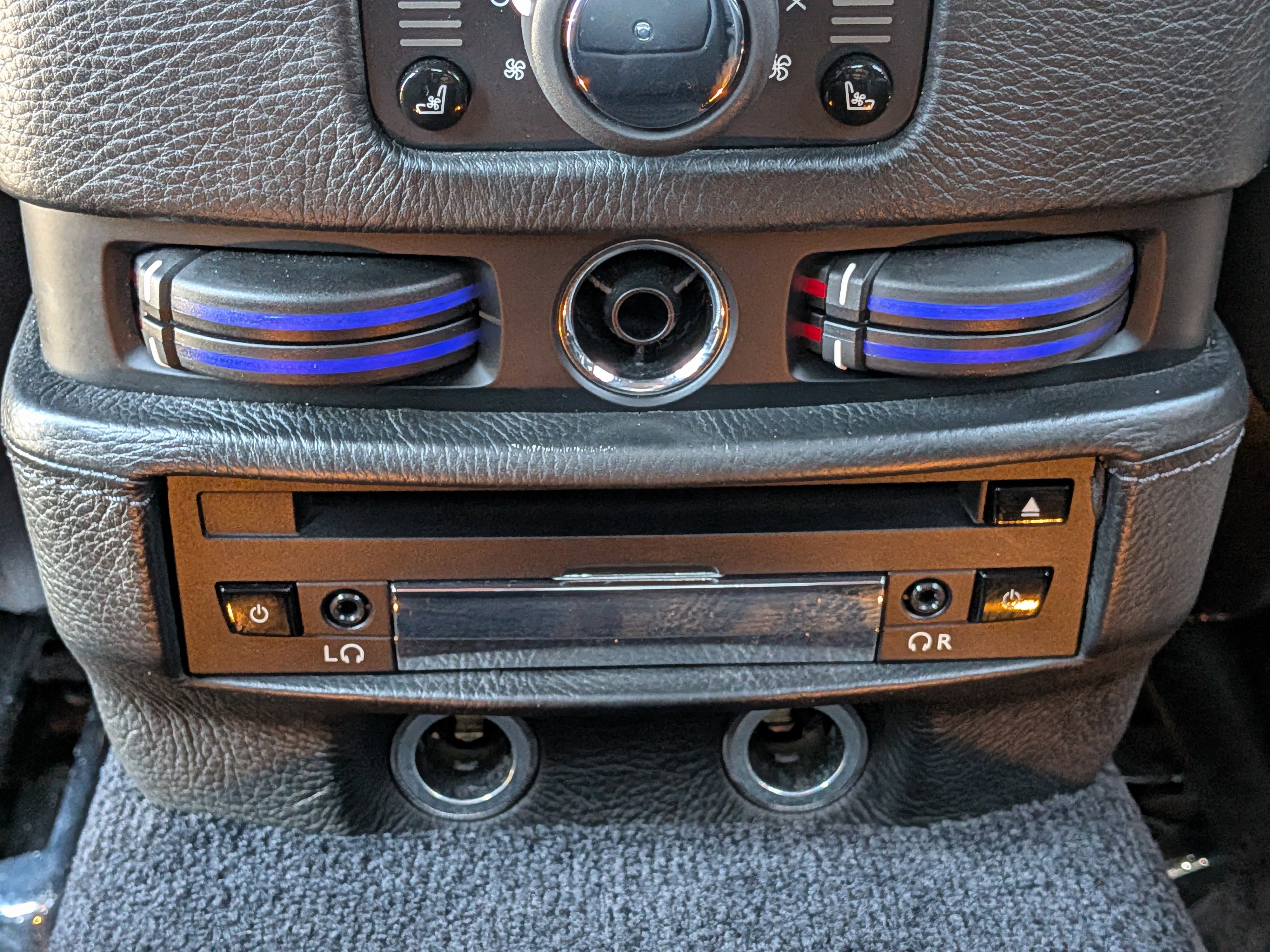 Used 2013 Moonstone Pearl Rolls-Royce Base image 18