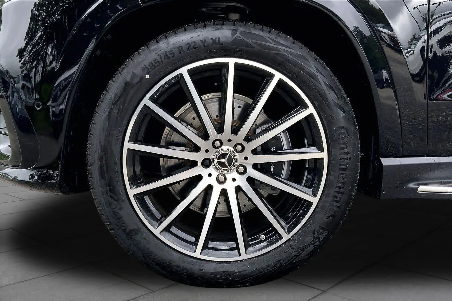 New 2026 Obsidian Black Metallic Mercedes-Benz GLS 580 image 15