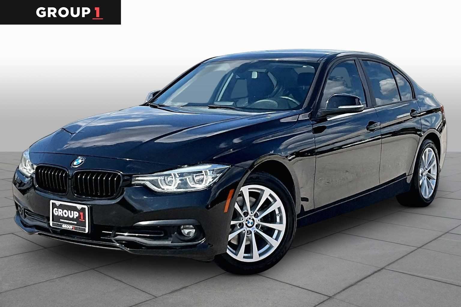2018 BMW 3 Series 320i Sedan's photo
