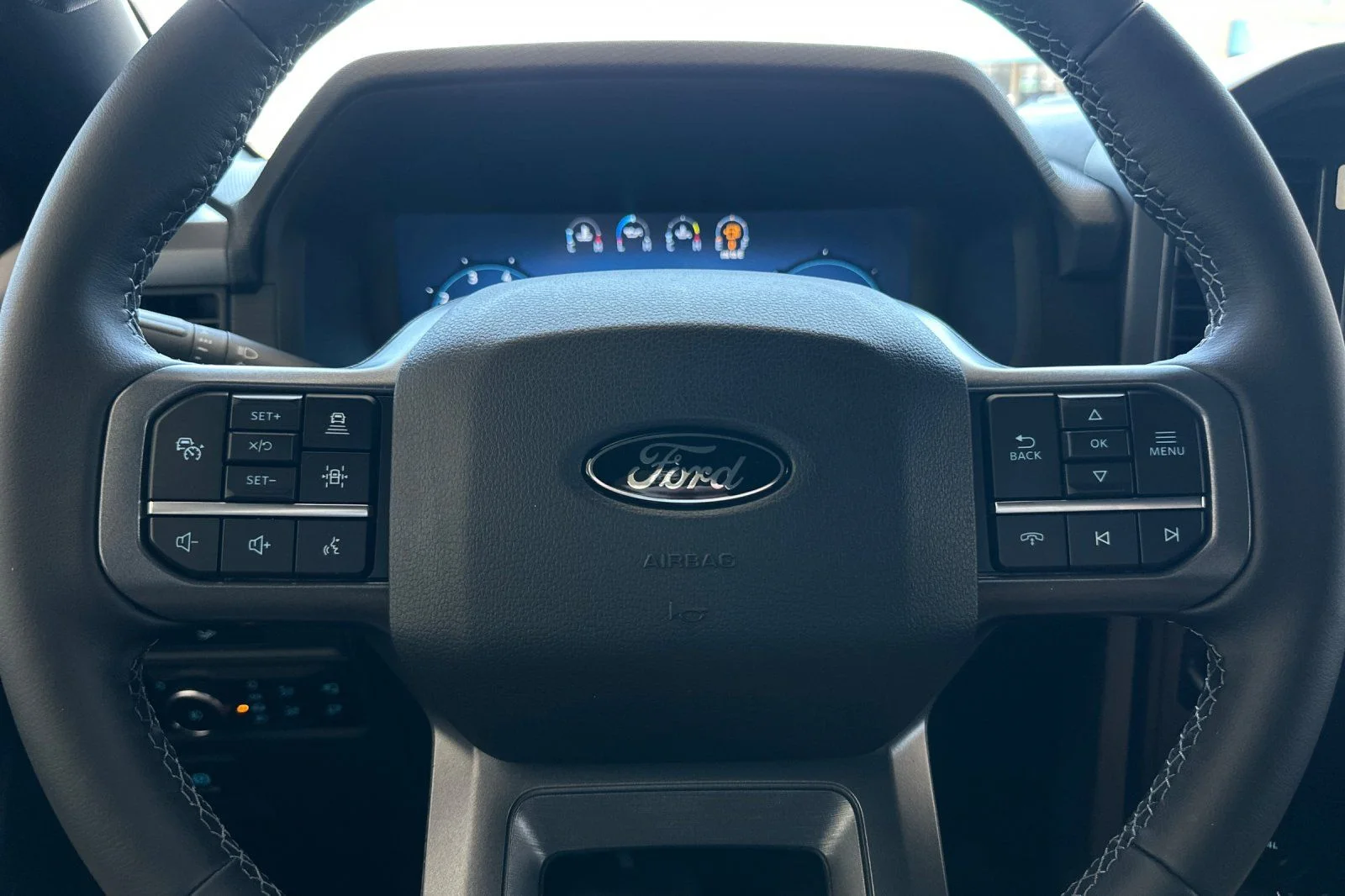 New 2026 Avalanche Ford XLT image 22