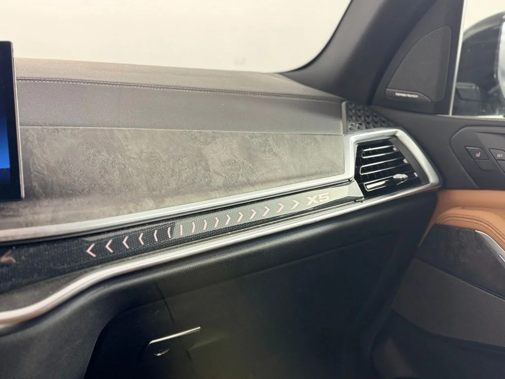 Certified Used 2024 Carbon Black Metallic BMW xDrive40i image 25