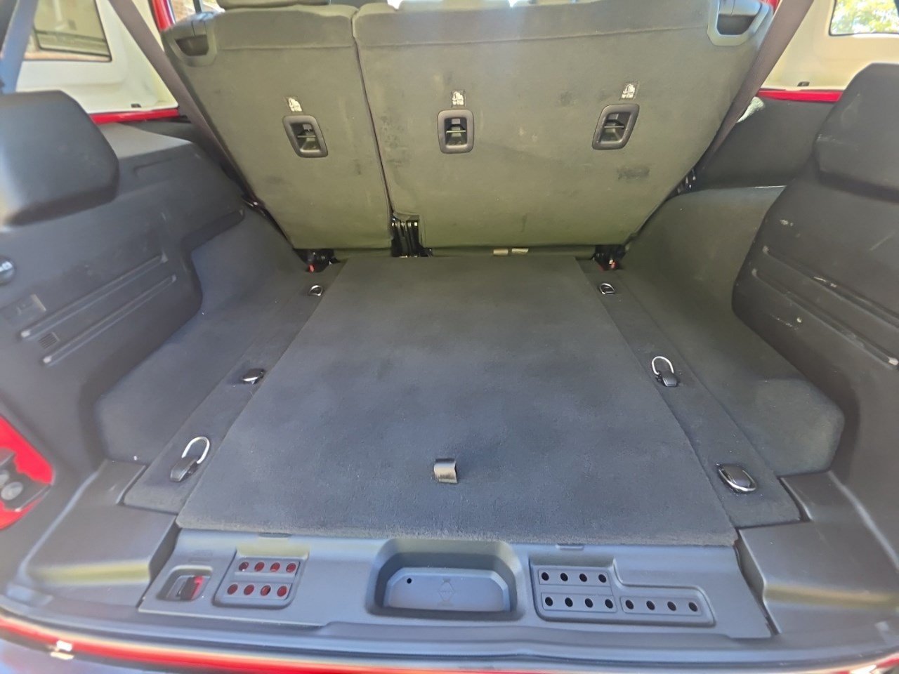 Used 2026 Firecracker Red Clearcoat Jeep Rubicon image 33