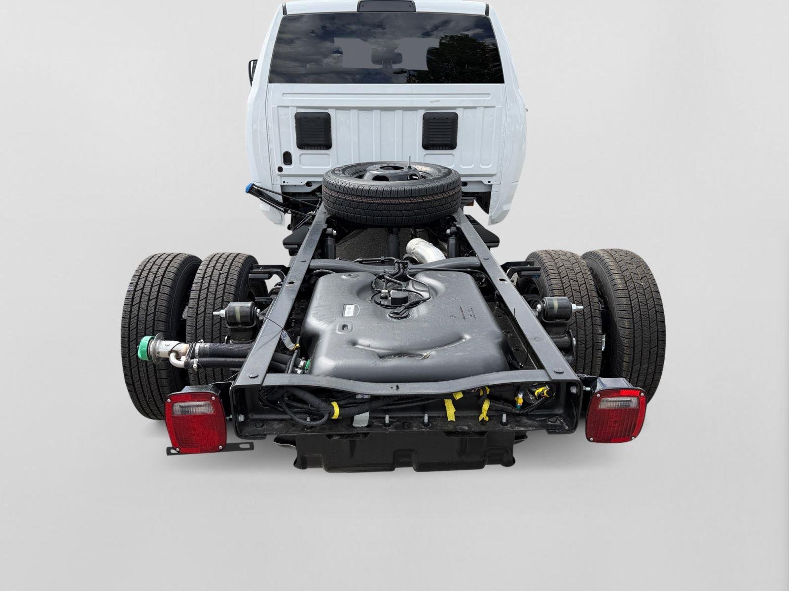 New 2026 Bright White Clearcoat RAM Tradesman image 19