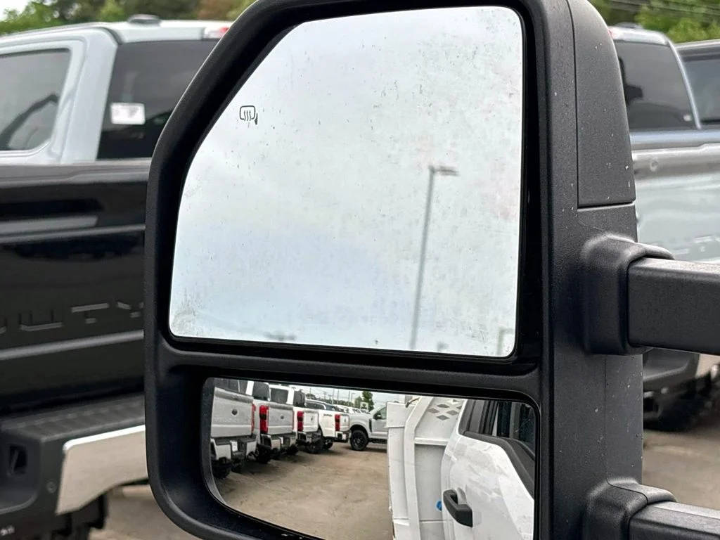 Used 2024 Oxford White Ford XL image 30