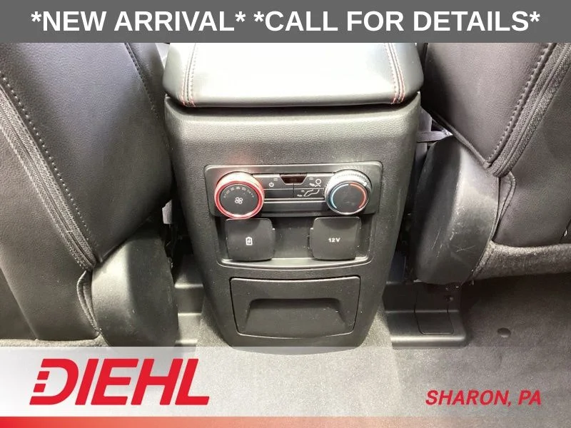 Used 2022 Gray Ford ST-Line image 22