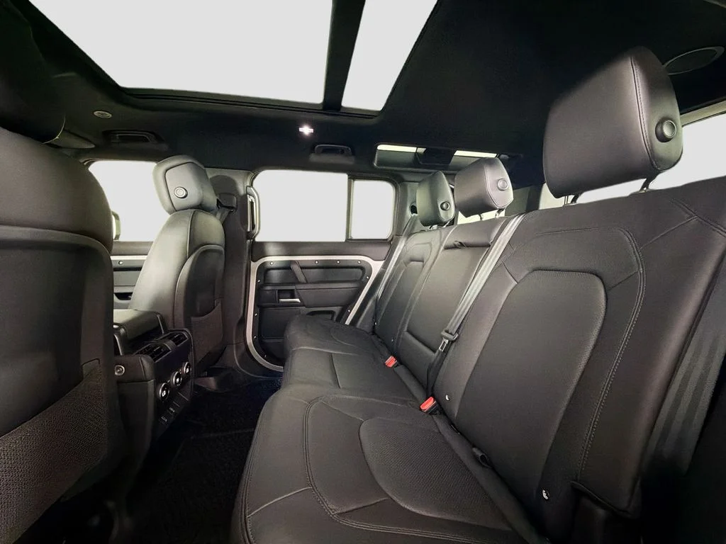 New 2026 Borasco Grey Land Rover X-Dynamic SE image 26