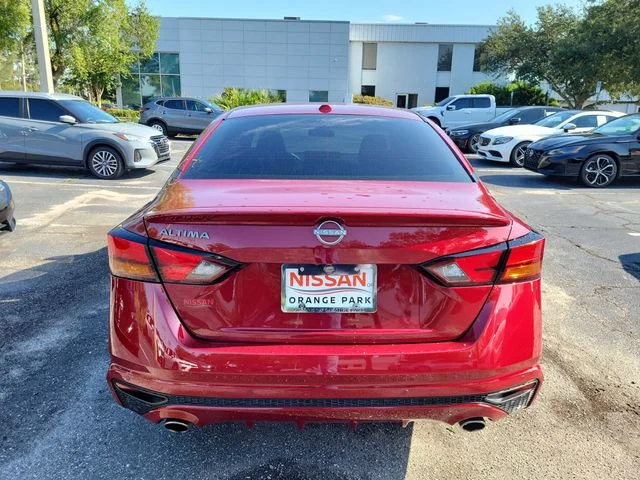 Used 2025 Red Nissan 2.5 SV image 7