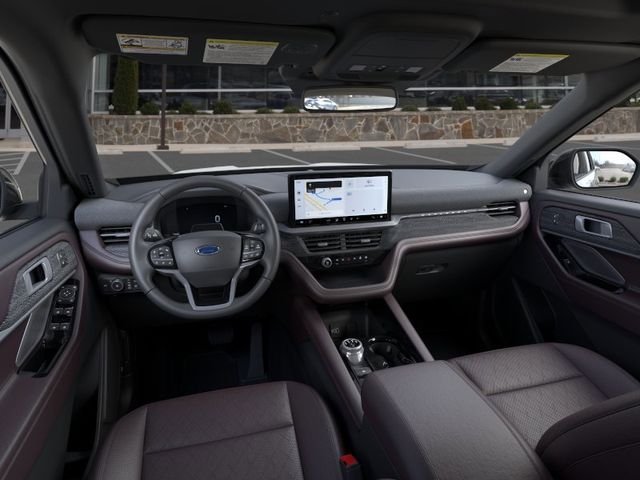 New 2026 Star White Metallic Tri-Coat Ford Platinum image 9