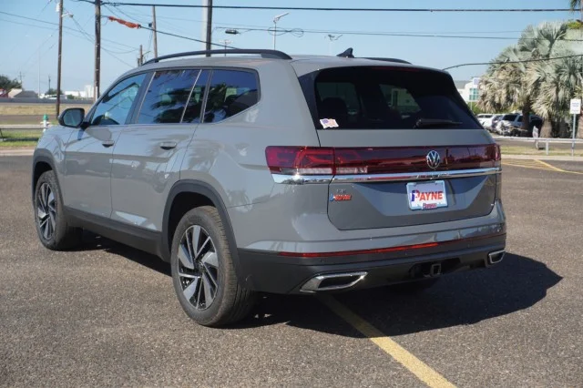 2026 Volkswagen Atlas SE w/Tech - Photo 12