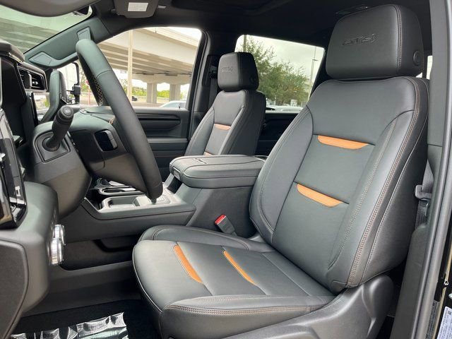 2026 GMC Sierra 3500HD AT4 - Photo 10