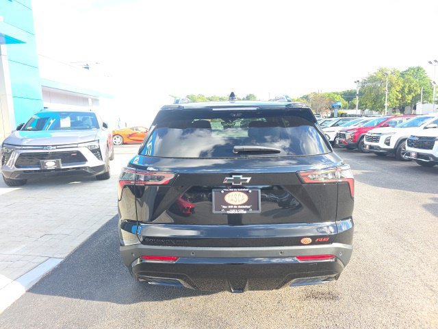 New 2027 Mosaic Black Metallic Chevrolet RS image 3