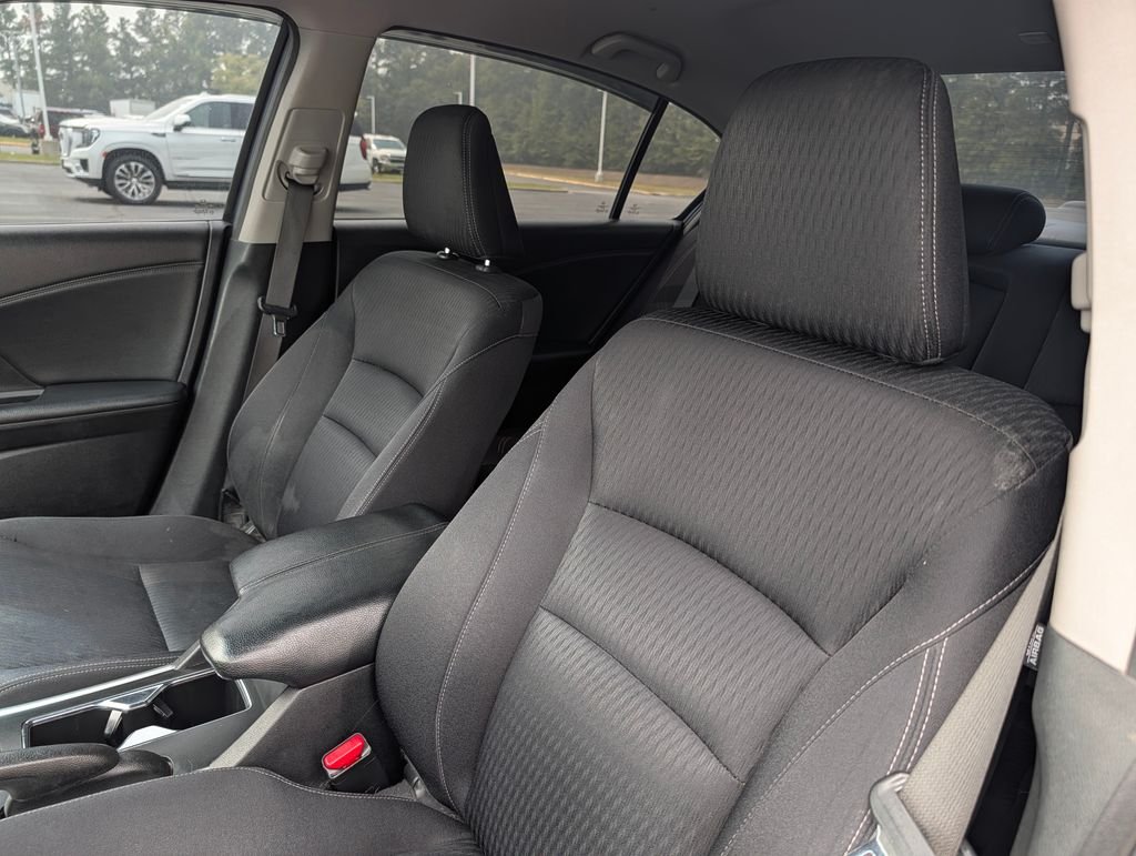 Used 2015 Blue Honda Sport image 17