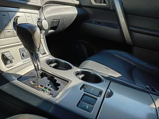 Used 2012 Gray Toyota SE image 15