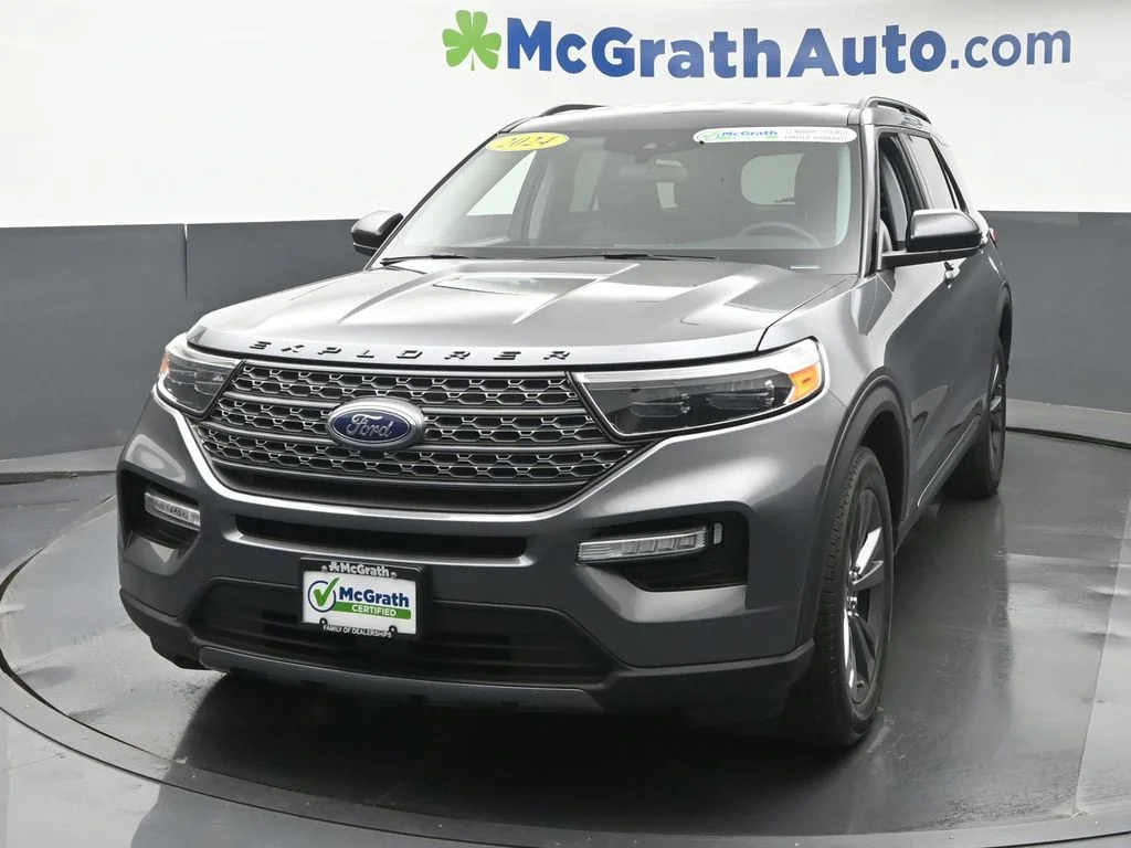 Used 2024 Gray Ford XLT image 21
