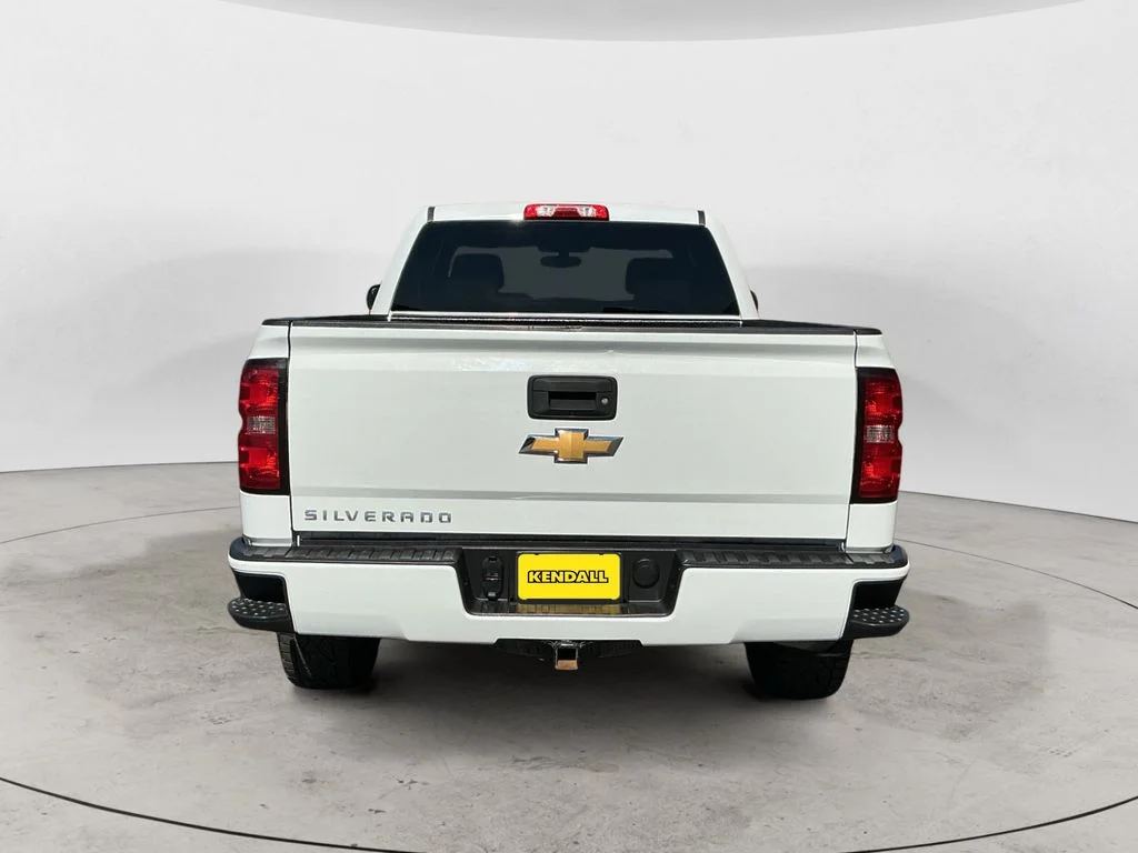 Used 2016 White Chevrolet LT image 6