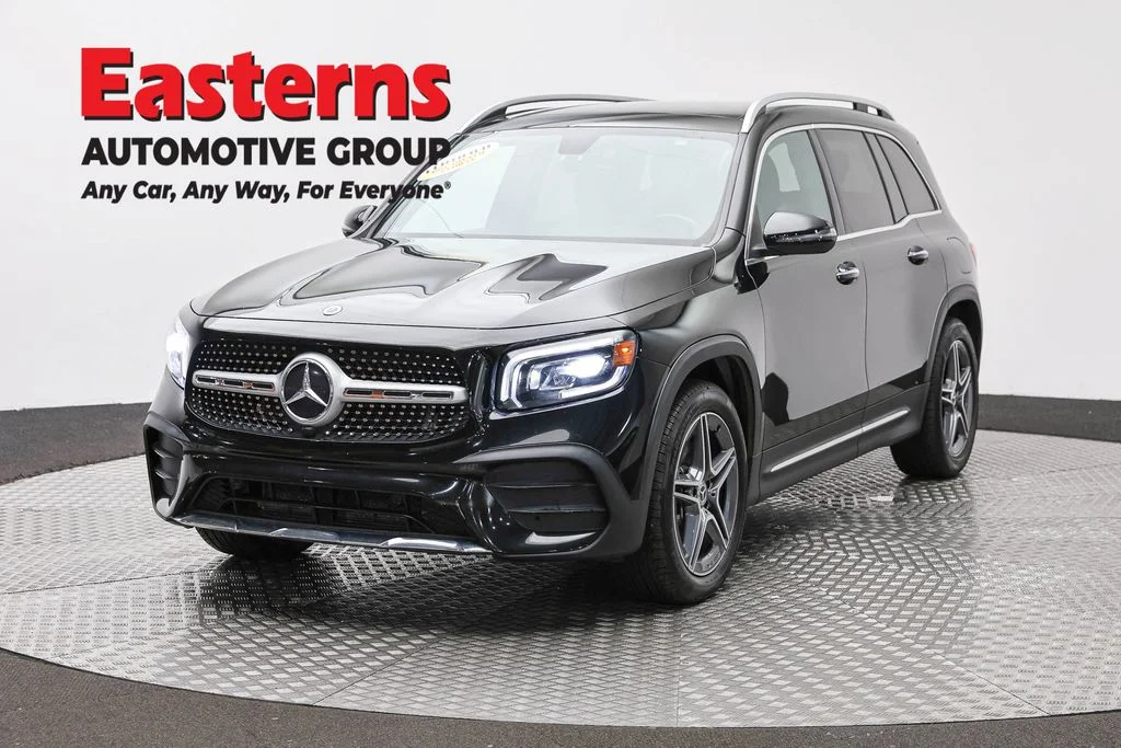 Used 2022 Black Mercedes-Benz GLB 250 image 1