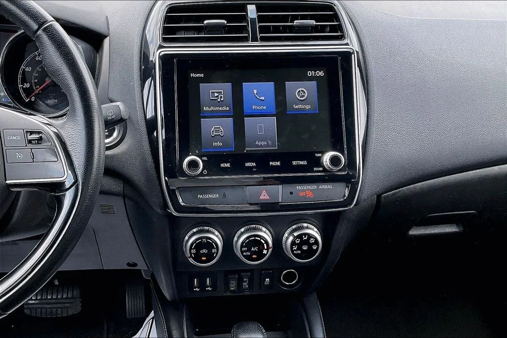 Used 2022  Mitsubishi 2.4 GT image 5