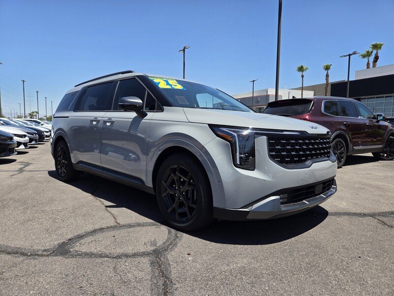New 2025 White Kia SX Prestige image 2
