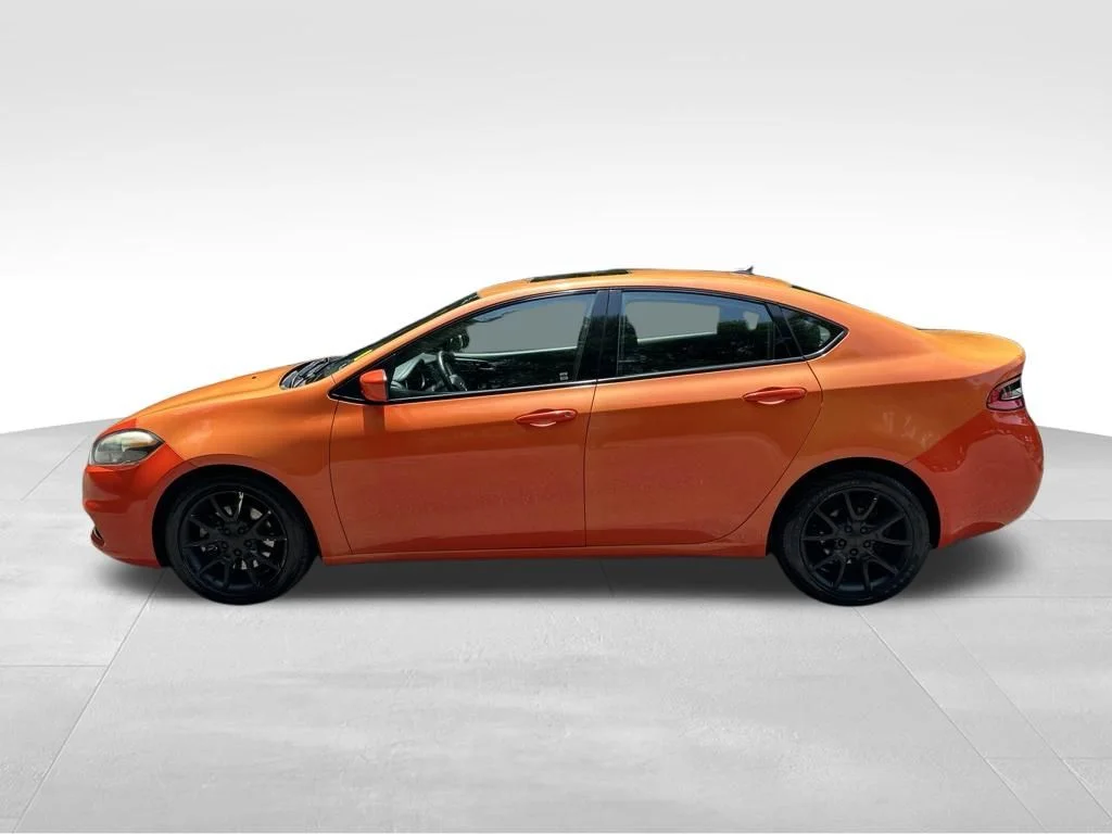 Used 2015 Orange Dodge SXT image 2