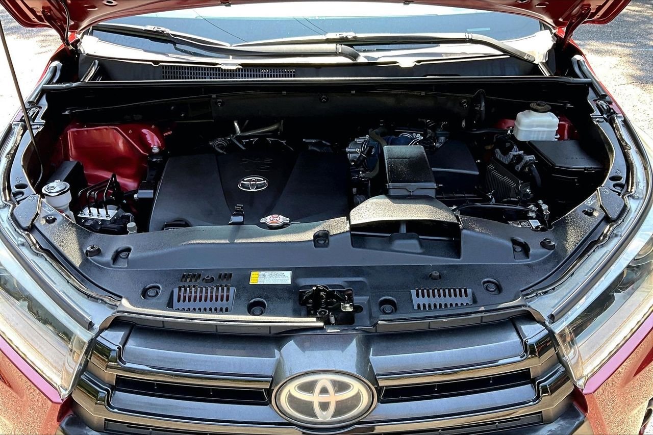 Used 2019 Red Toyota SE image 31
