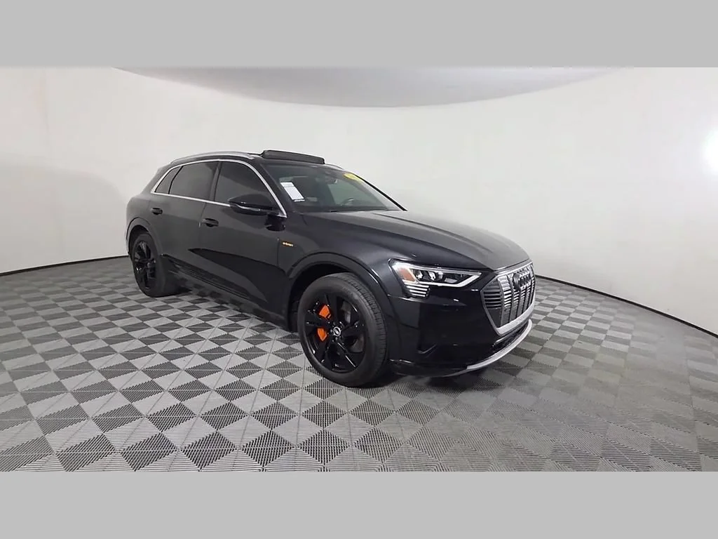 Used 2022 Brilliant Black Audi Premium image 53