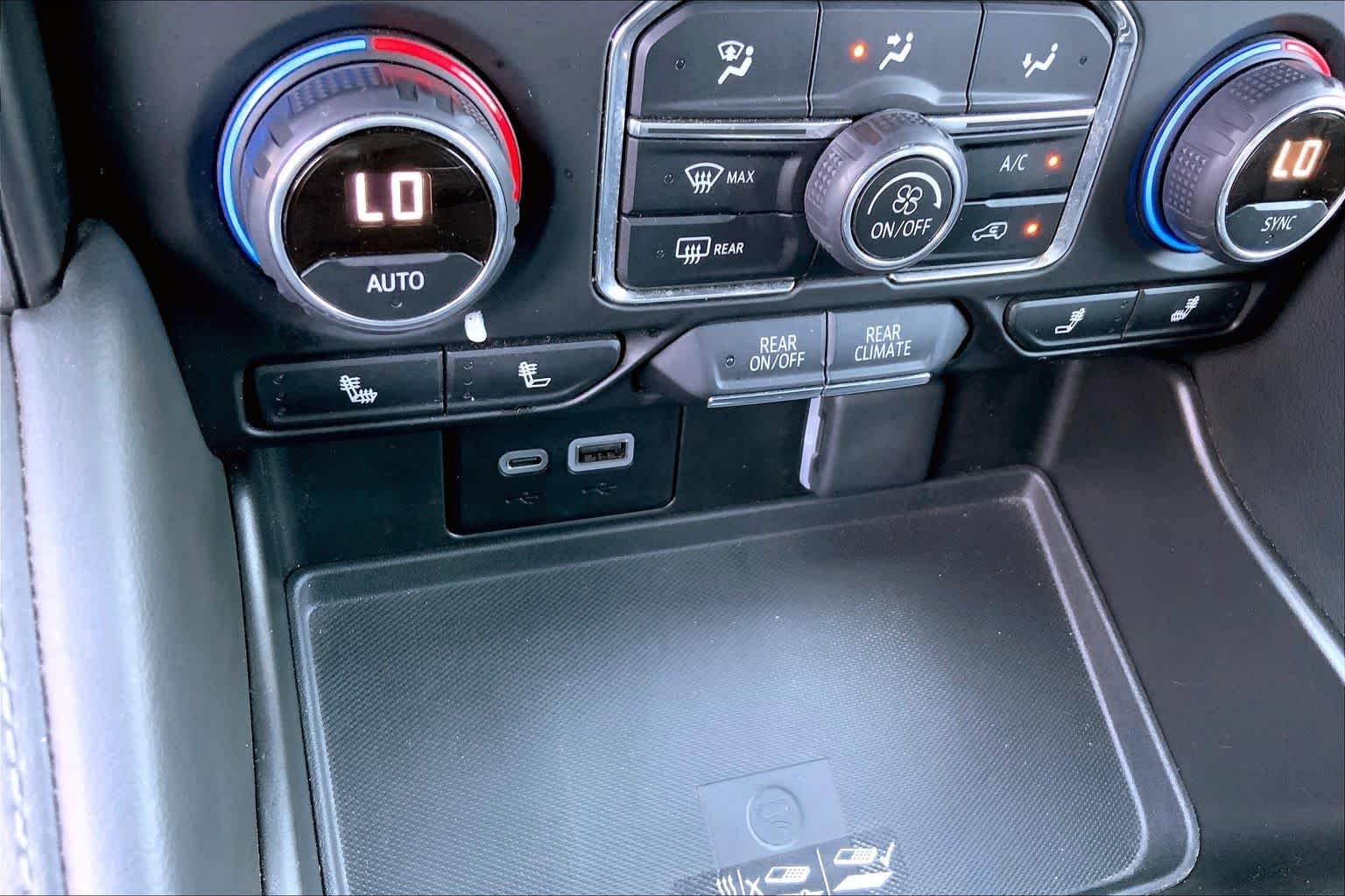 Used 2024 Summit White Chevrolet LT image 36