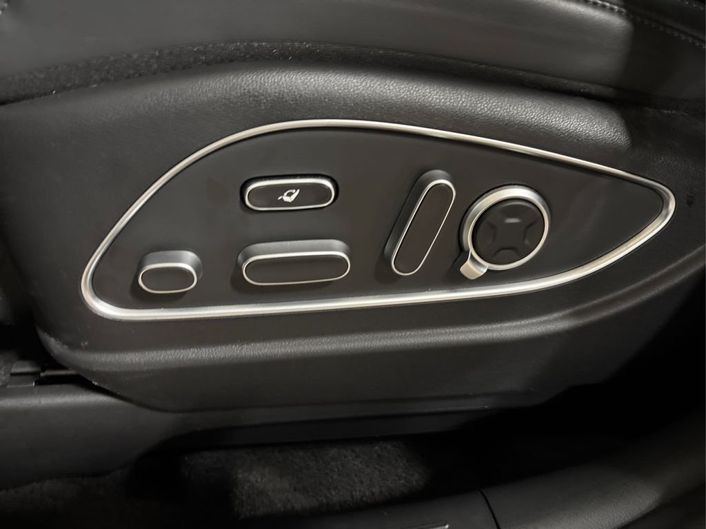 Used 2026 White Hyundai Calligraphy image 45