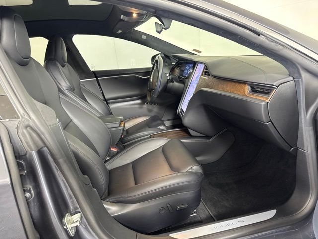 Used 2020 Gray Tesla Long Range image 4