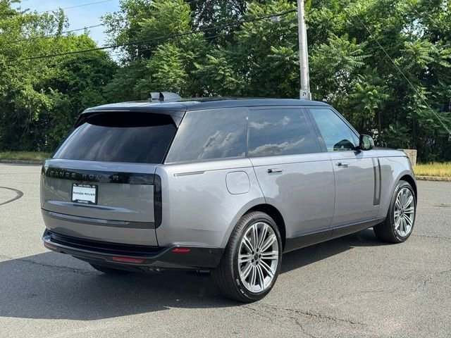 New 2026 Eiger Grey Land Rover SE LWB 7-SEAT image 5
