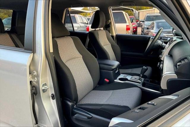 2024 Toyota 4Runner SR5 - Photo 8