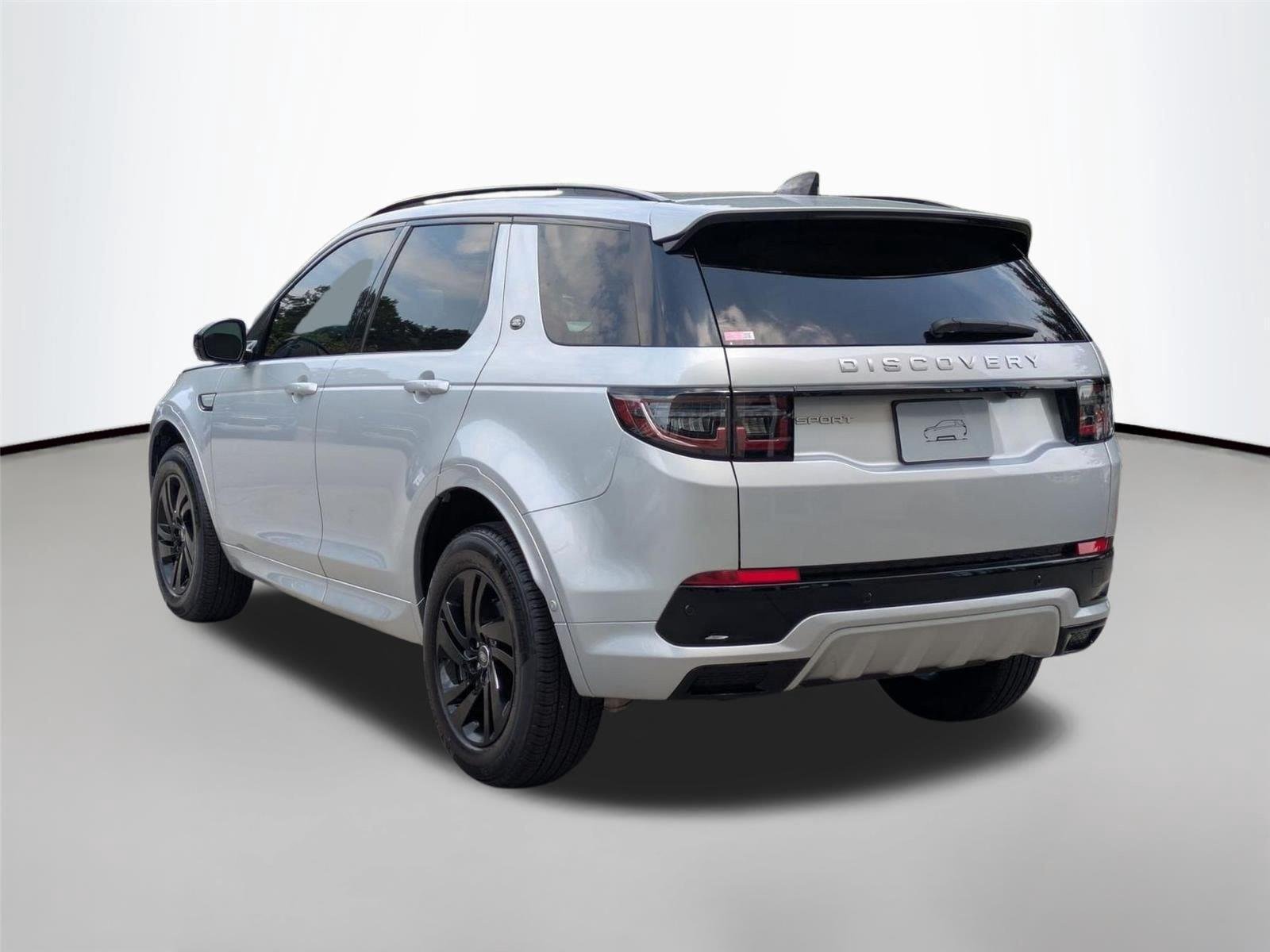 Used 2025 Hakuba Silver Metallic Land Rover S image 7