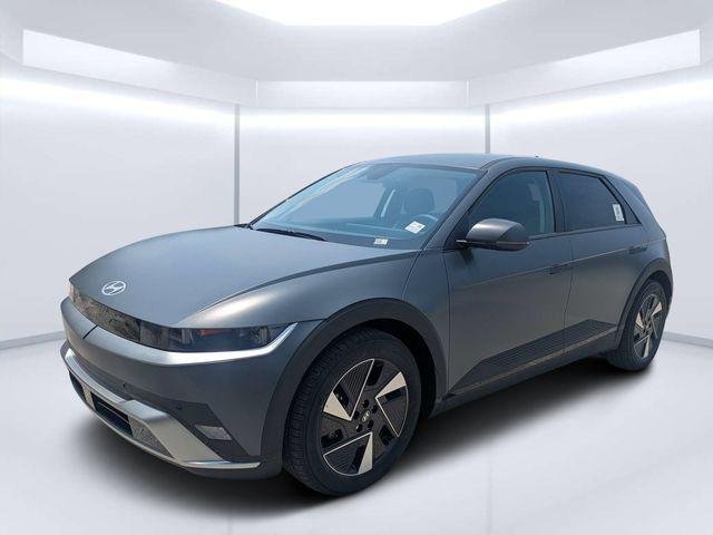 New 2026 Gray Hyundai SEL image 7