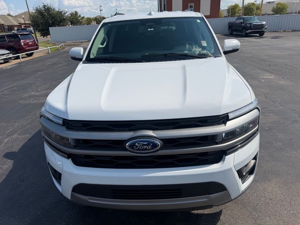 Used 2024 White Ford XLT image 6