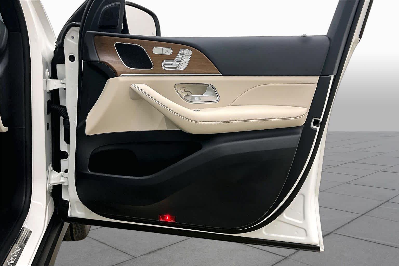 Certified Used 2025 Polar White Mercedes-Benz GLE 350 image 25
