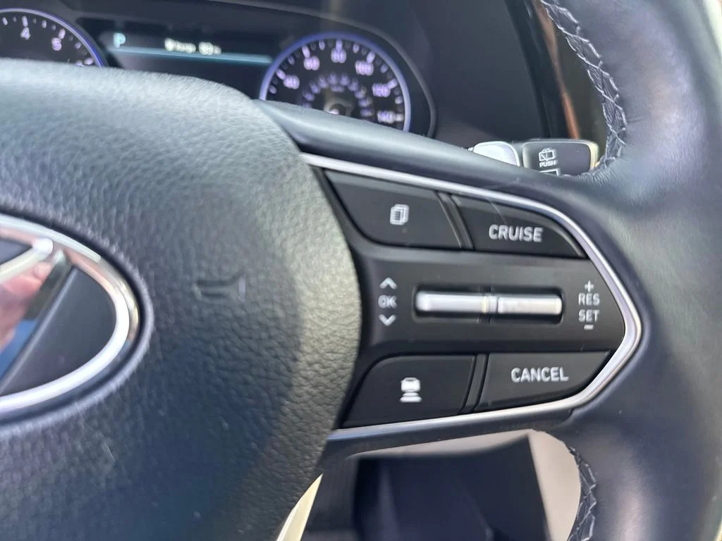 Used 2021 Graphite Hyundai SEL image 22