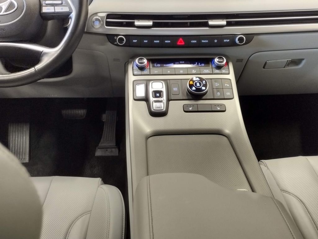 Certified Used 2024 Silver Hyundai SEL image 40