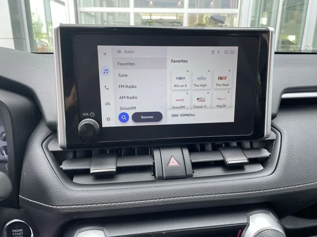 2024 Toyota RAV4 XLE - Photo 22