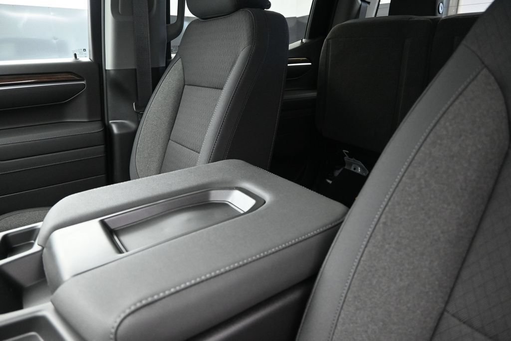 New 2026 Summit White Chevrolet LT (2FL) image 14