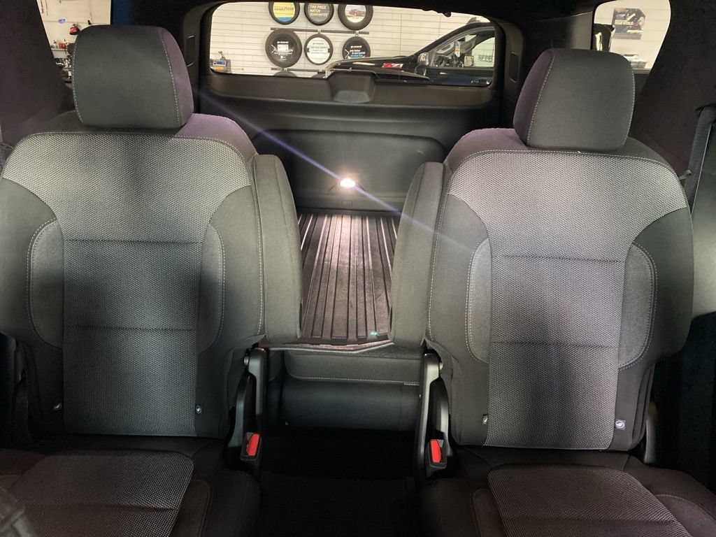 Used 2023 STERLING GRAY METALLIC Chevrolet LT Cloth image 13