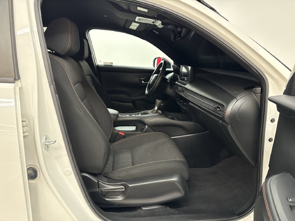 Used 2024 White Honda Sport image 17