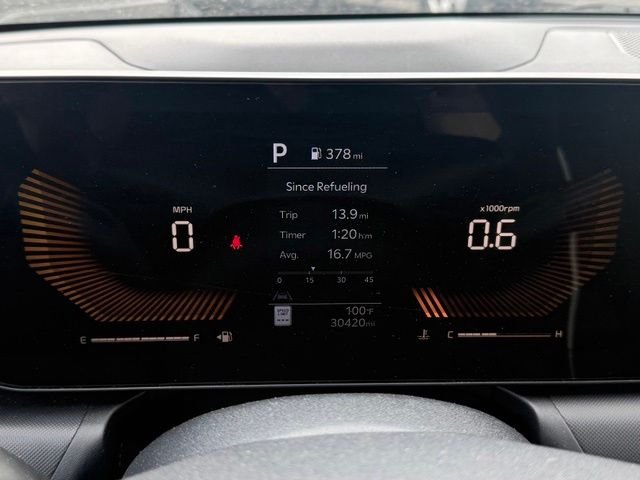 Used 2025 Black Kia LXS image 17