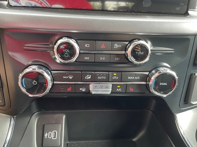 New 2026 Carbonized Gray Metallic Ford XLT image 34