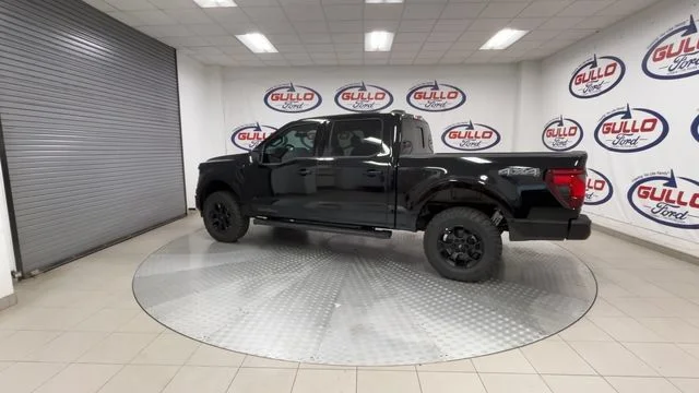 New 2026 Agate Black Metallic Ford XLT image 11
