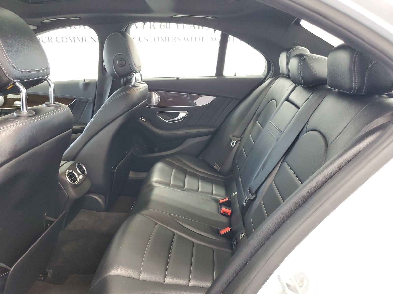Used 2015 Silver Mercedes-Benz C 400 image 26